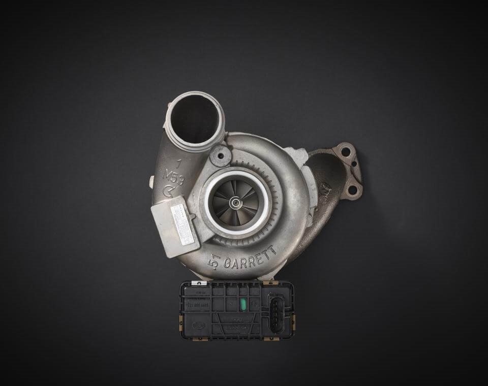garrett_turbo_on_black (1)