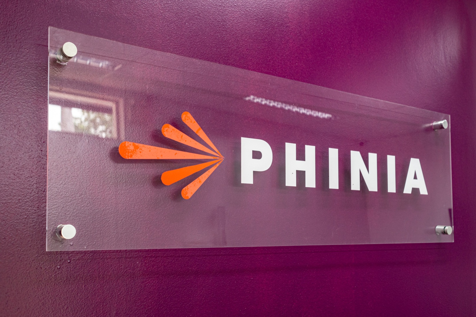 364a75254f33a025947750b2_MUN_7615