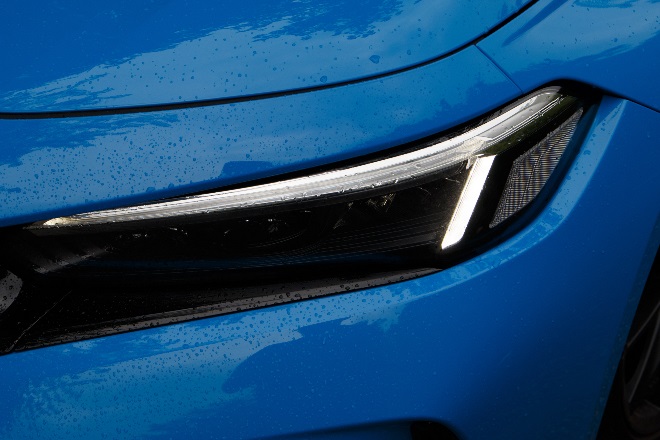 AdobeStock_666554137