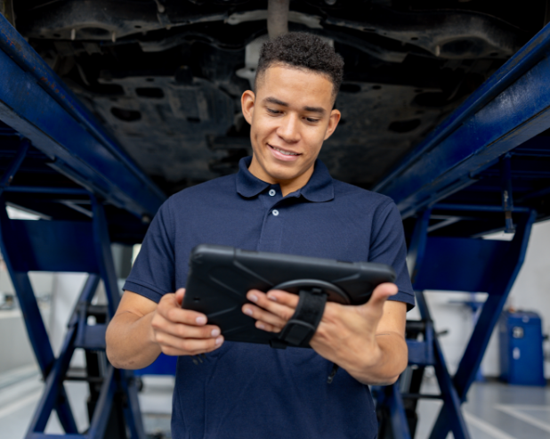 DEL6848 - Delphi DS-Cloud Campaign - LP Image 1 - 618x493